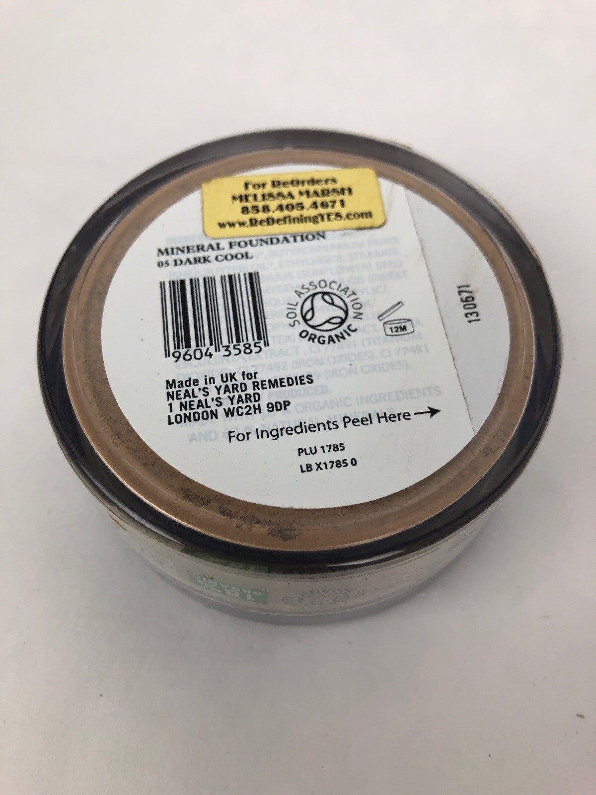 NYR Neal’s Yard Remedies Organic Mineral Powder Foundation Beige 05 Dark Cool