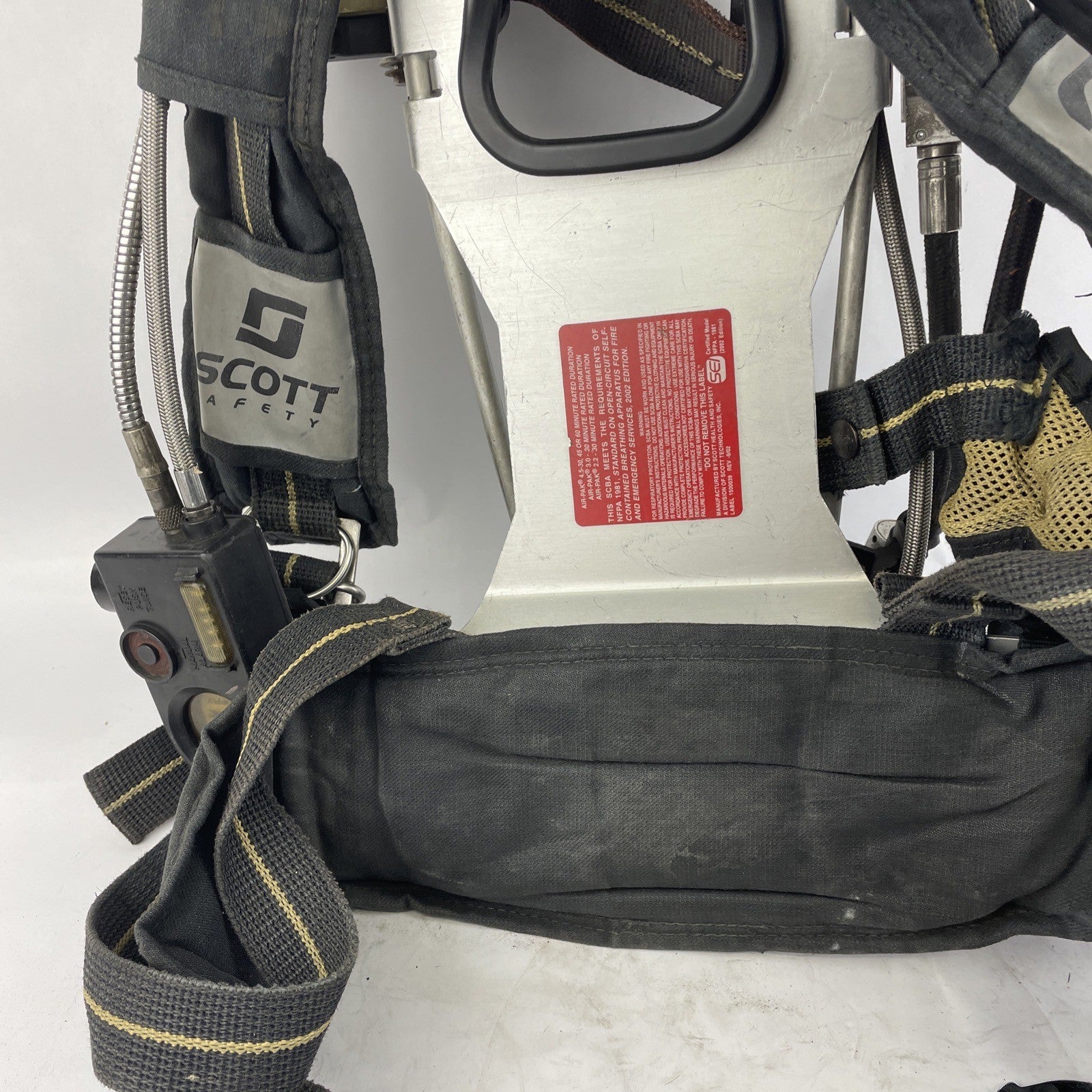 SCOTT SAFETY 4.5 4500 SCBA Air Pack Harness EZ-Flow Air Pak Plus with Sensor Q