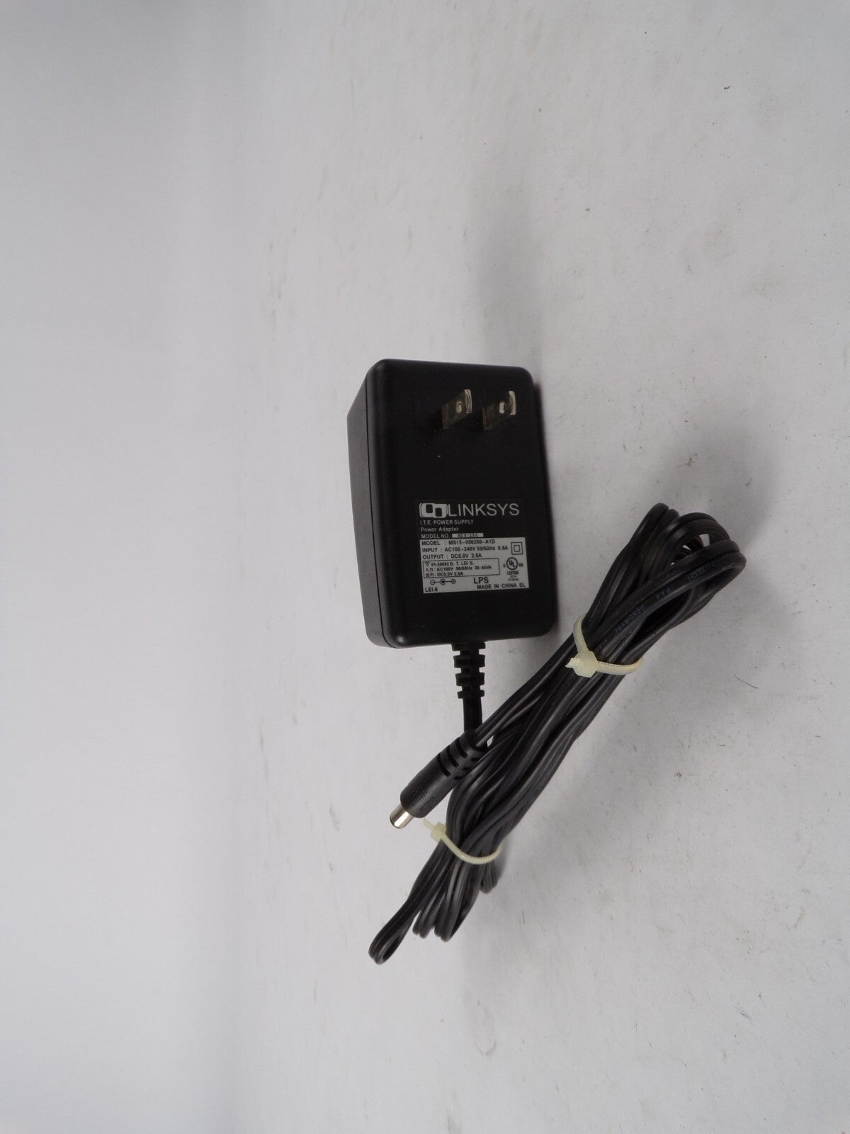 Genuine Linksys MS15-05250-A1D Output 5 V 2.5 A Power Supply Adapter A55