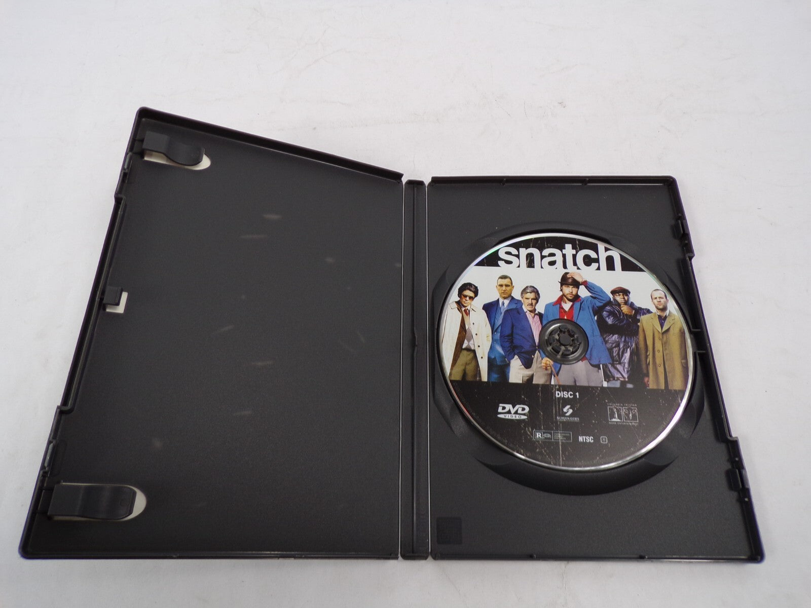 Snatch Brad Pitt Rade Sherbedgia Jason Statham Vinnie Jones Coolest DVD Movies