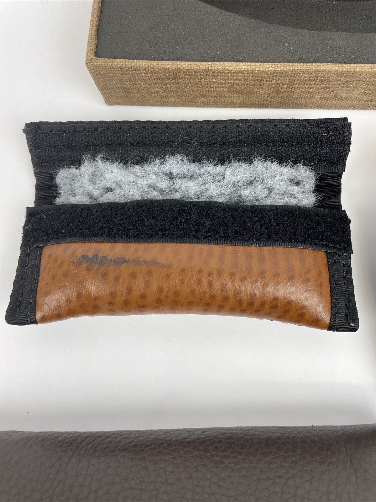LOT OF 4 x KNIFE Protective STORAGE ZIPPER POUCHES AND SHEATHS one box