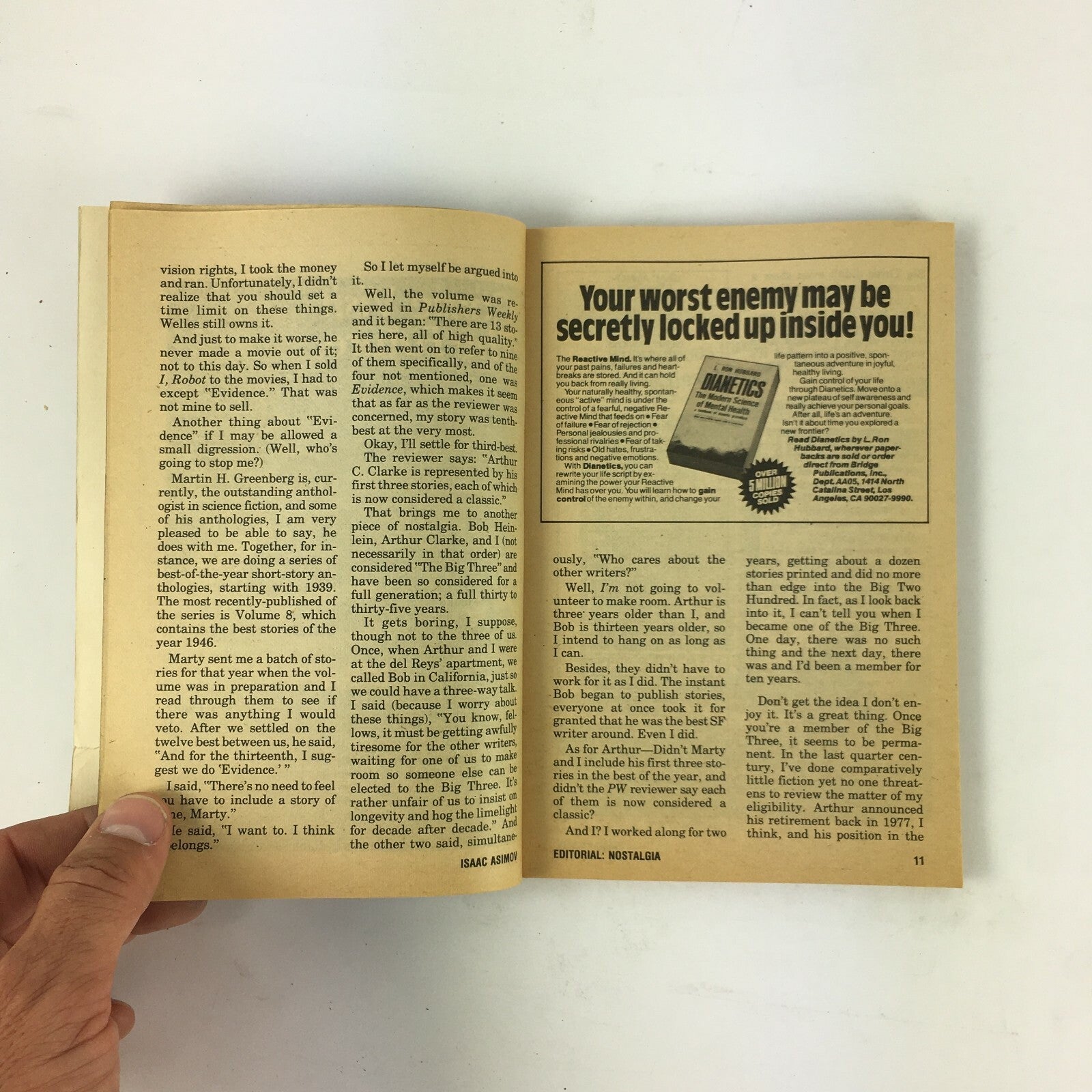 April 1983 Isaac Asimov's Science Fiction Magazine The Sidon in the Mirror