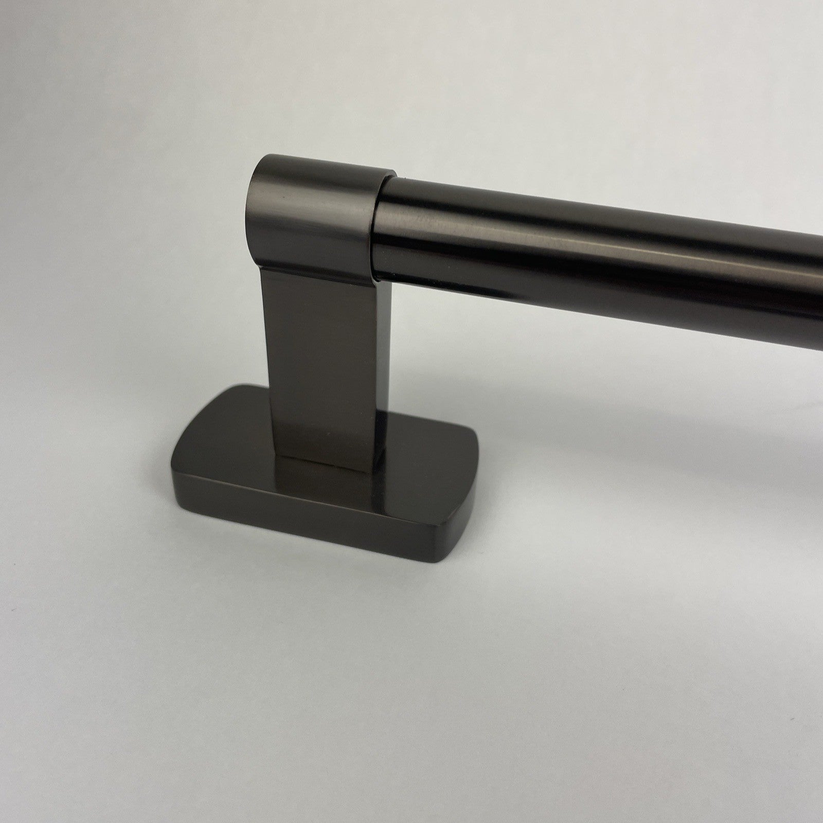 AQUABRASS Collection 4700 Brushed Gun Metal Towel Bar Towel Ring Paper holder