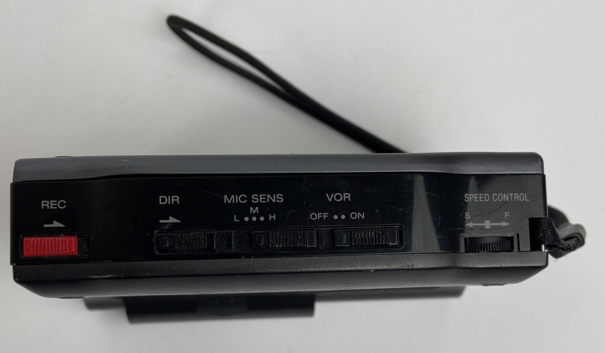 Sony TCM-77V  Walkman Cassette Tape Player Voice Recorder * For Parts or Repair