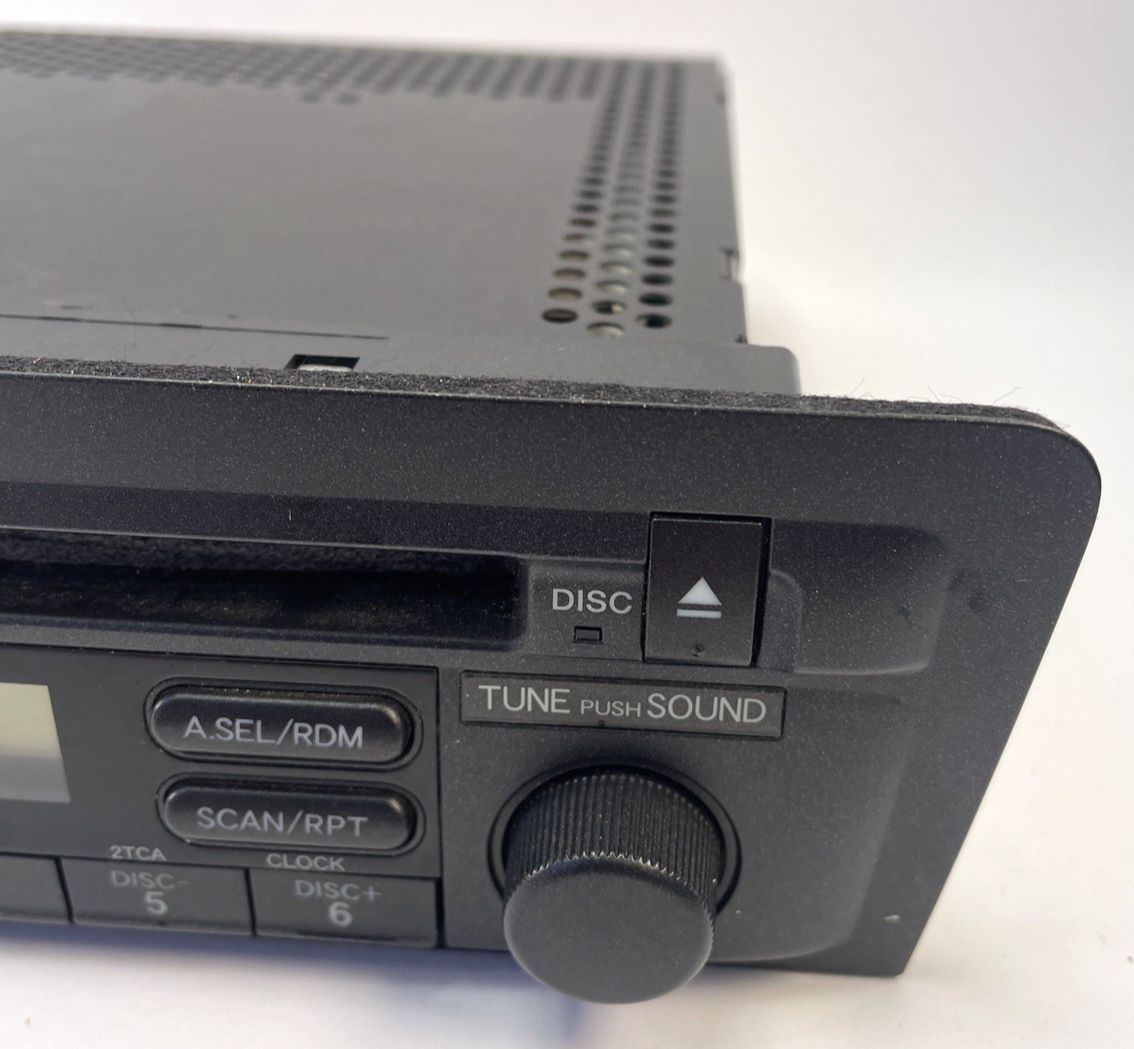 2001-2005 Honda Civic Radio Receiver AM FM CD Player OEM 39101-S5A-A210-M1