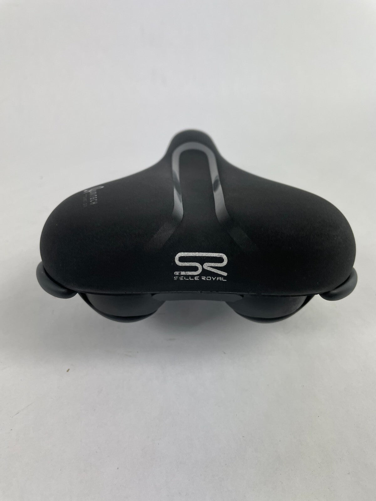 Selle Royal Explora Athletic comfortable black bicycle saddle for fitness and commuter cycling