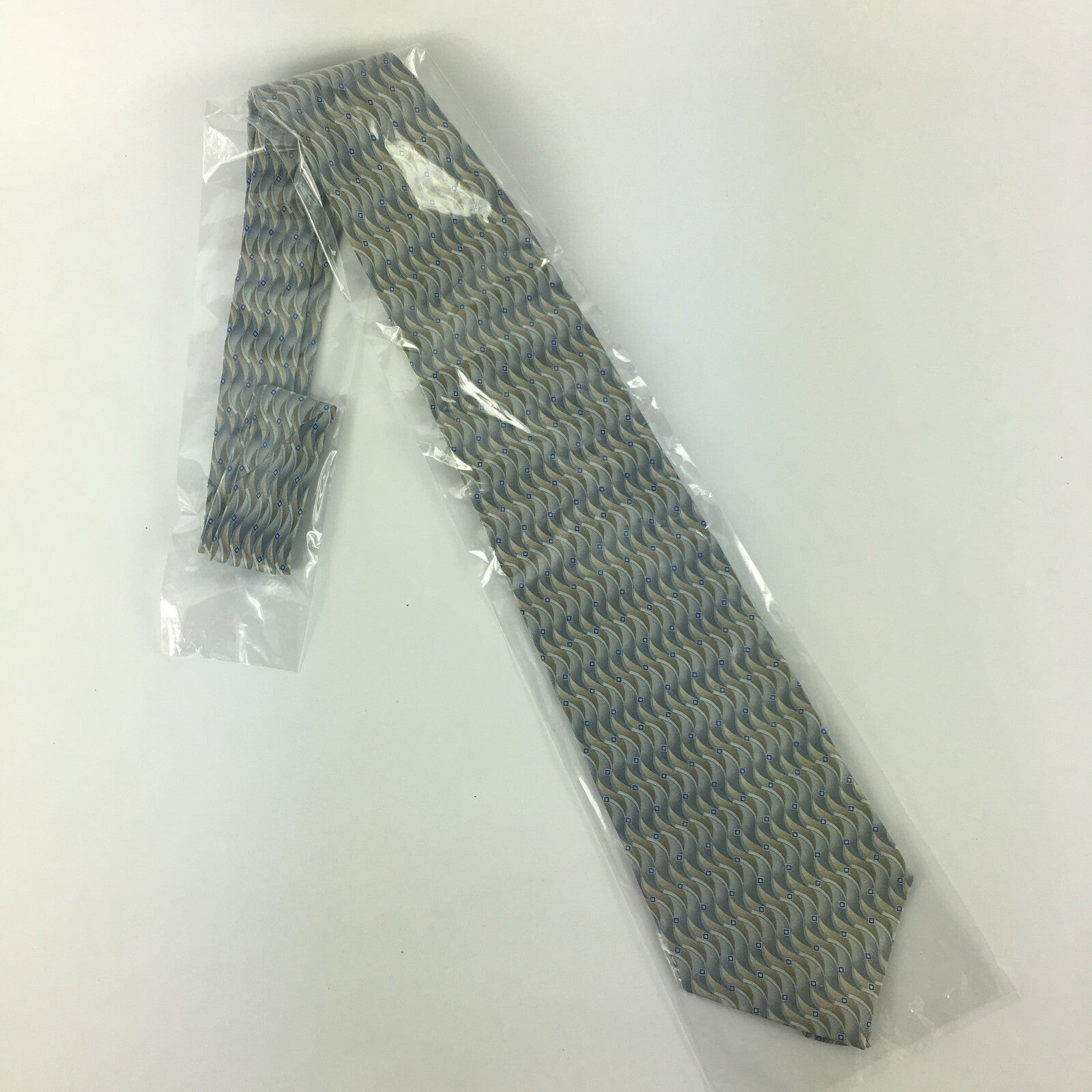 Genuine Geoffrey Beene Long Handmade Stylish Formal/Casual Tie Multi Coloured