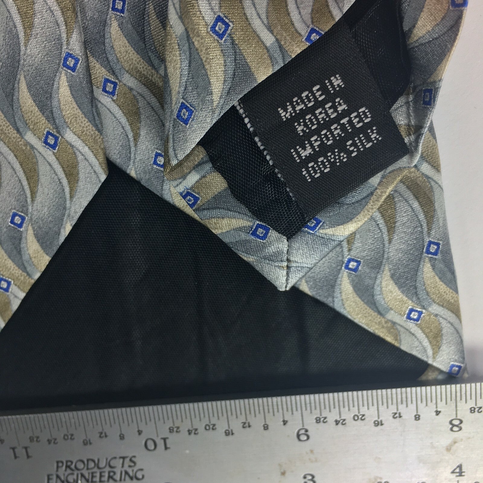 Genuine Geoffrey Beene Long Handmade Stylish Formal/Casual Tie Multi Coloured