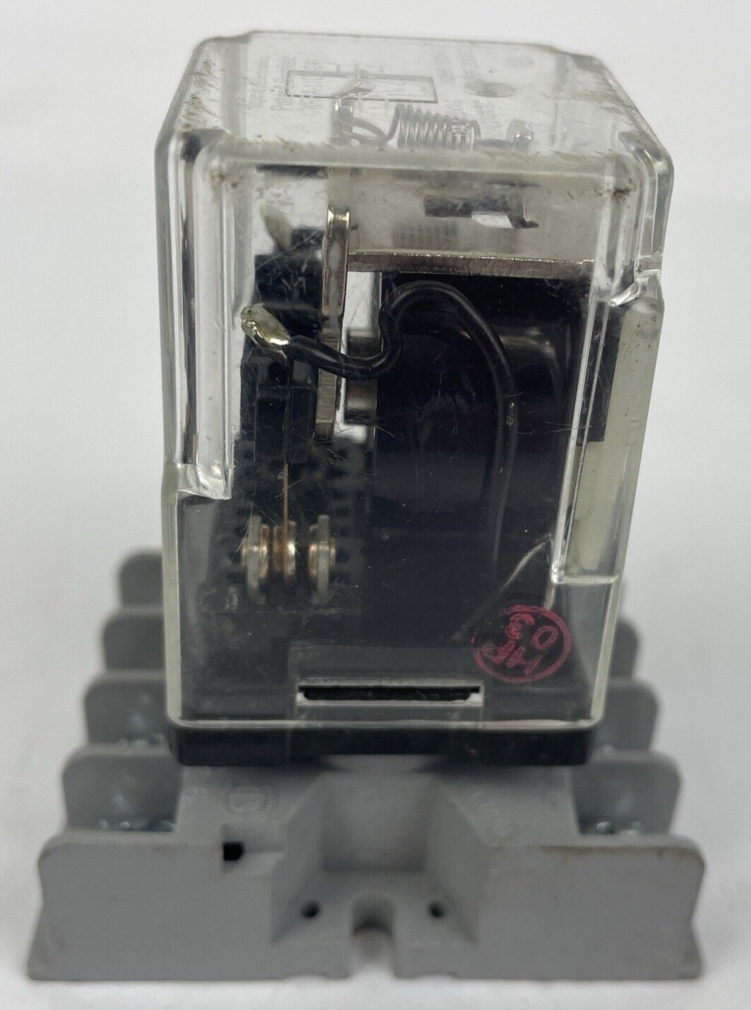 Potter Brumfield KRPA-11AG-120 relay 24VDC industrial control relay Tyco Electronics plug-in relay component