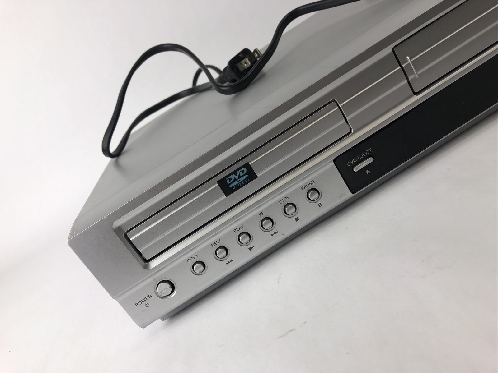 GO VIDEO DV2140 4 HEAD HI FI VHS VCR / DVD PLAYER - FOR PARTS OR REPAIR