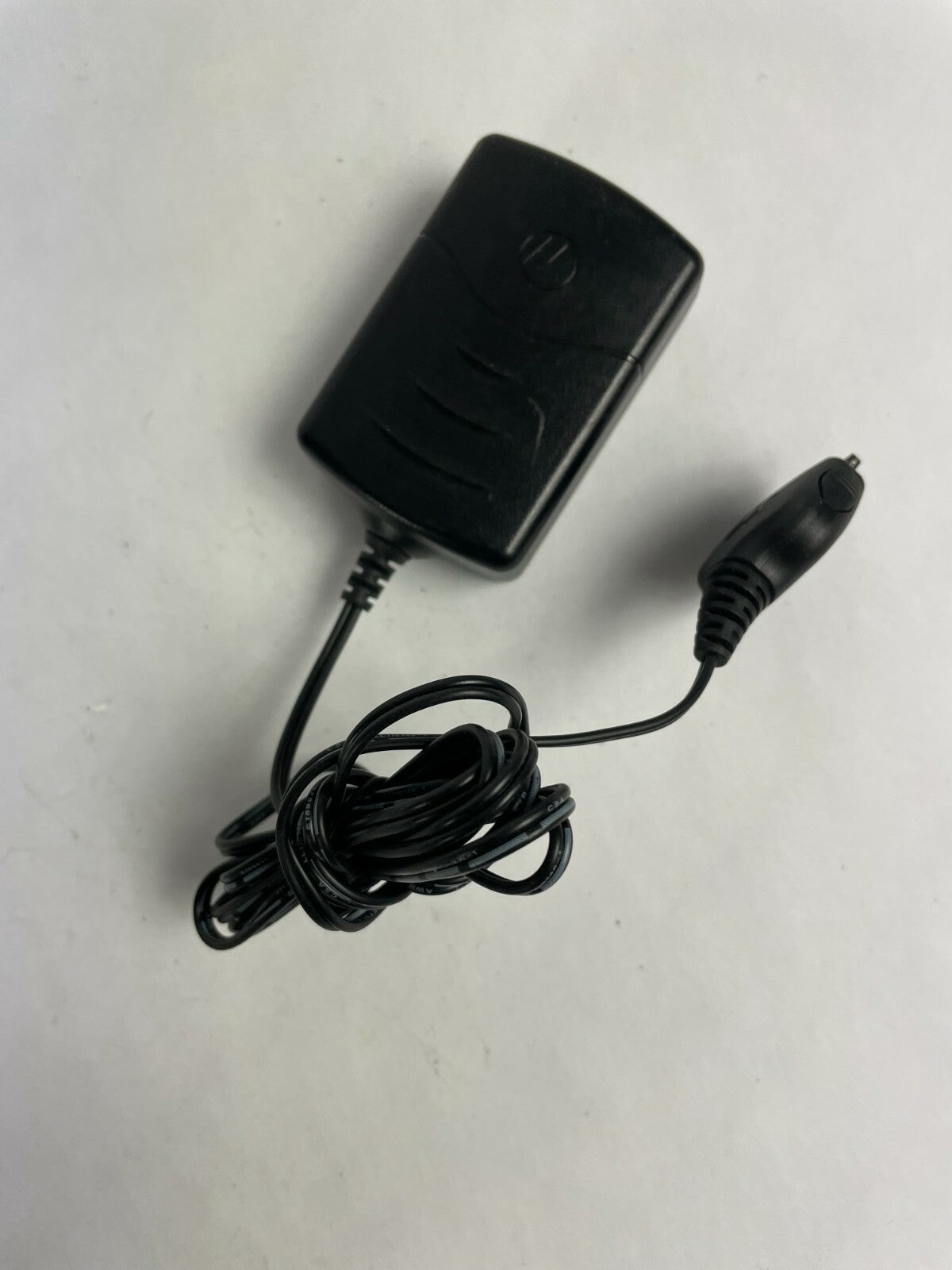 Genuine Motorola PSM4940D AC Adapter Output 5.9 V 400mA Power Supply Adapter A52