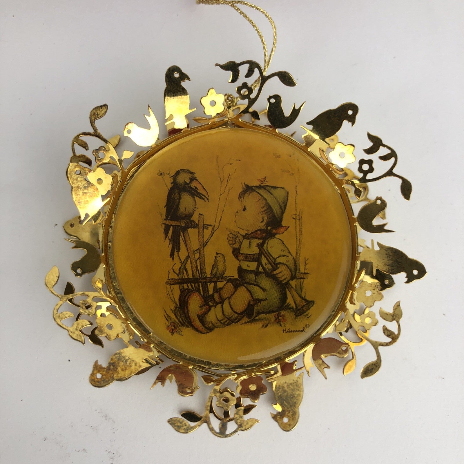HUMMEL GOLD CHRISTMAS ORNAMENT COLLECTION " The Opinion " DANBURY w Original Box