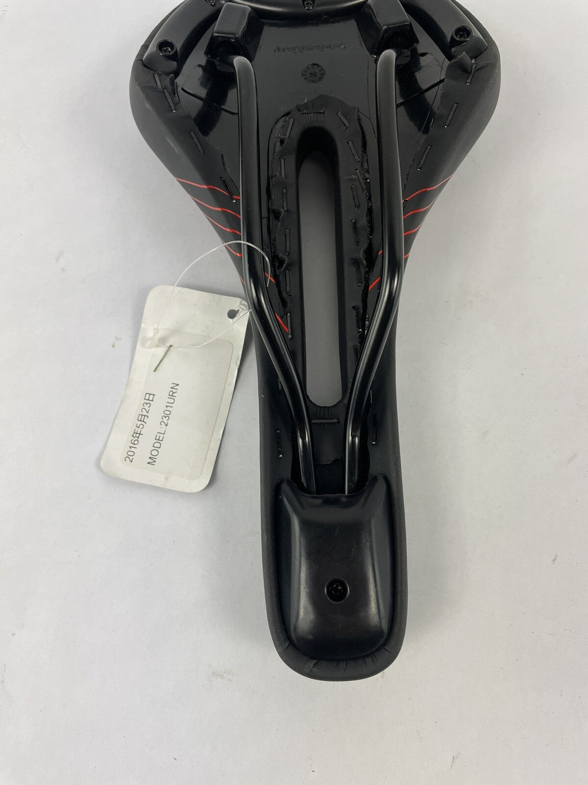 Selle Royal 2301URN Body Ergonomic red and black bicycle saddle for road and mountain bikes