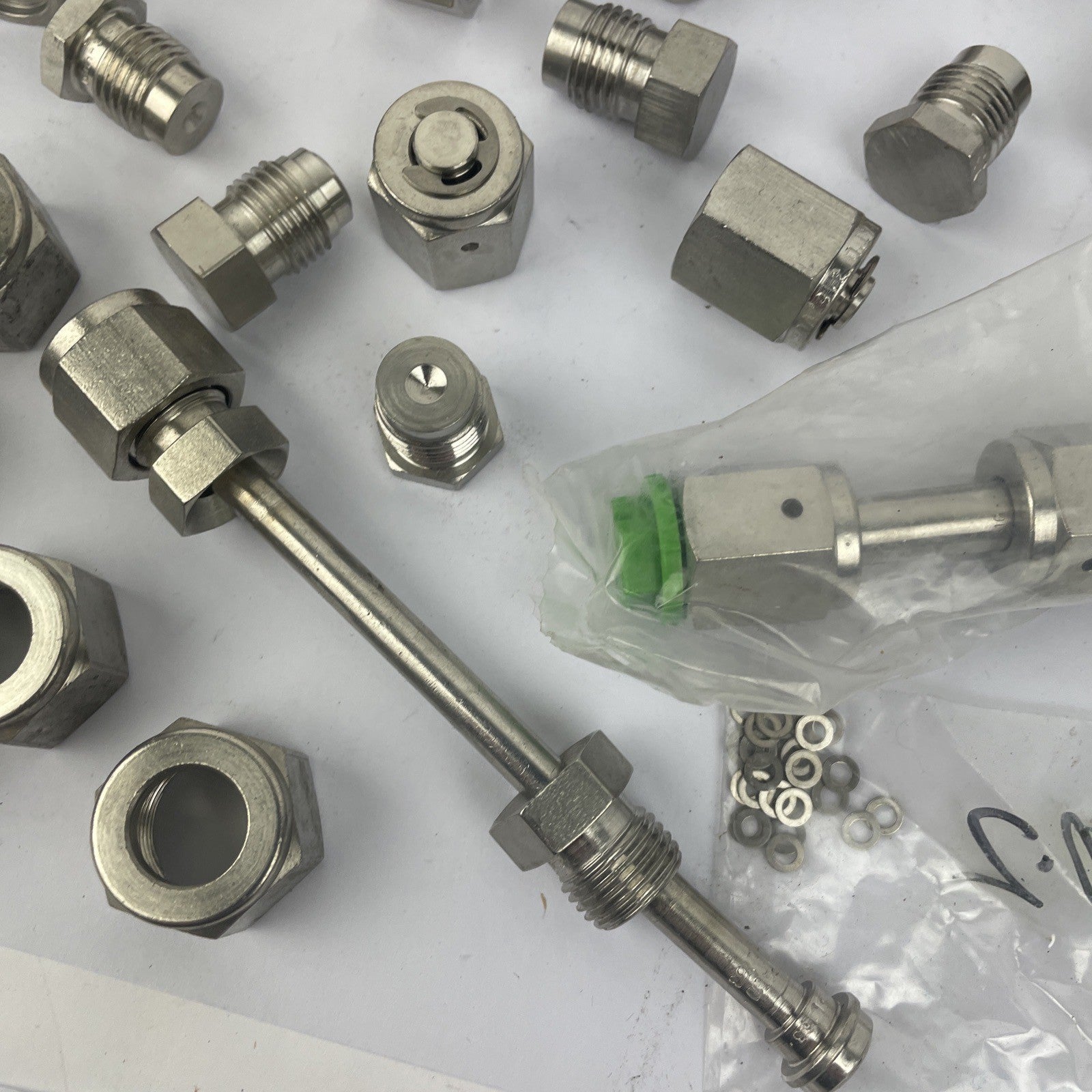 CAJON / Swagelok Stainless Steel Compression Fitting Lot 316 SS 35+ PIECE LOT