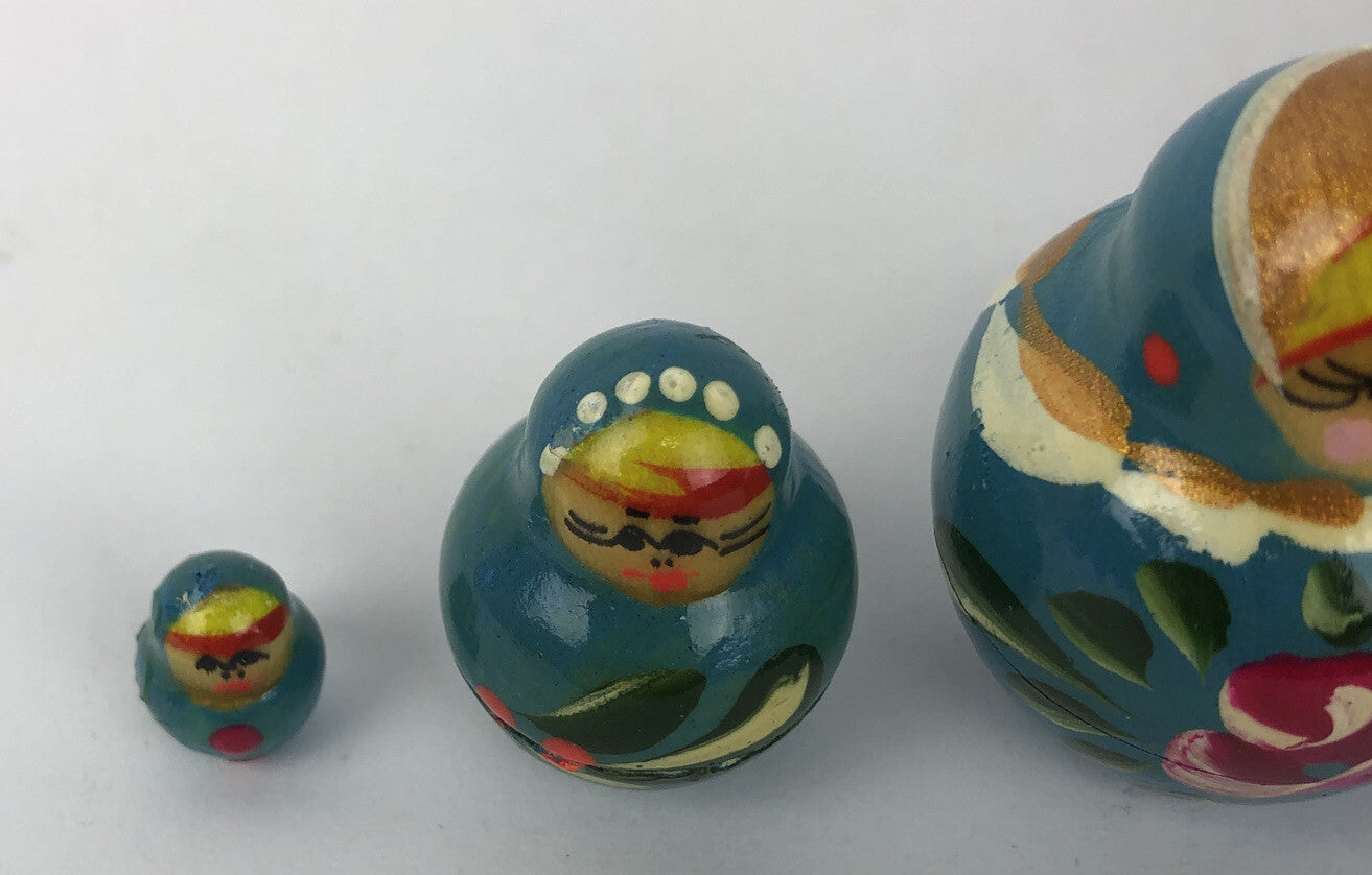 Vintage Beautiful Wood Nesting Dolls - SET OF 5  HAND PAINTED 3.5" DOWN TO MINI