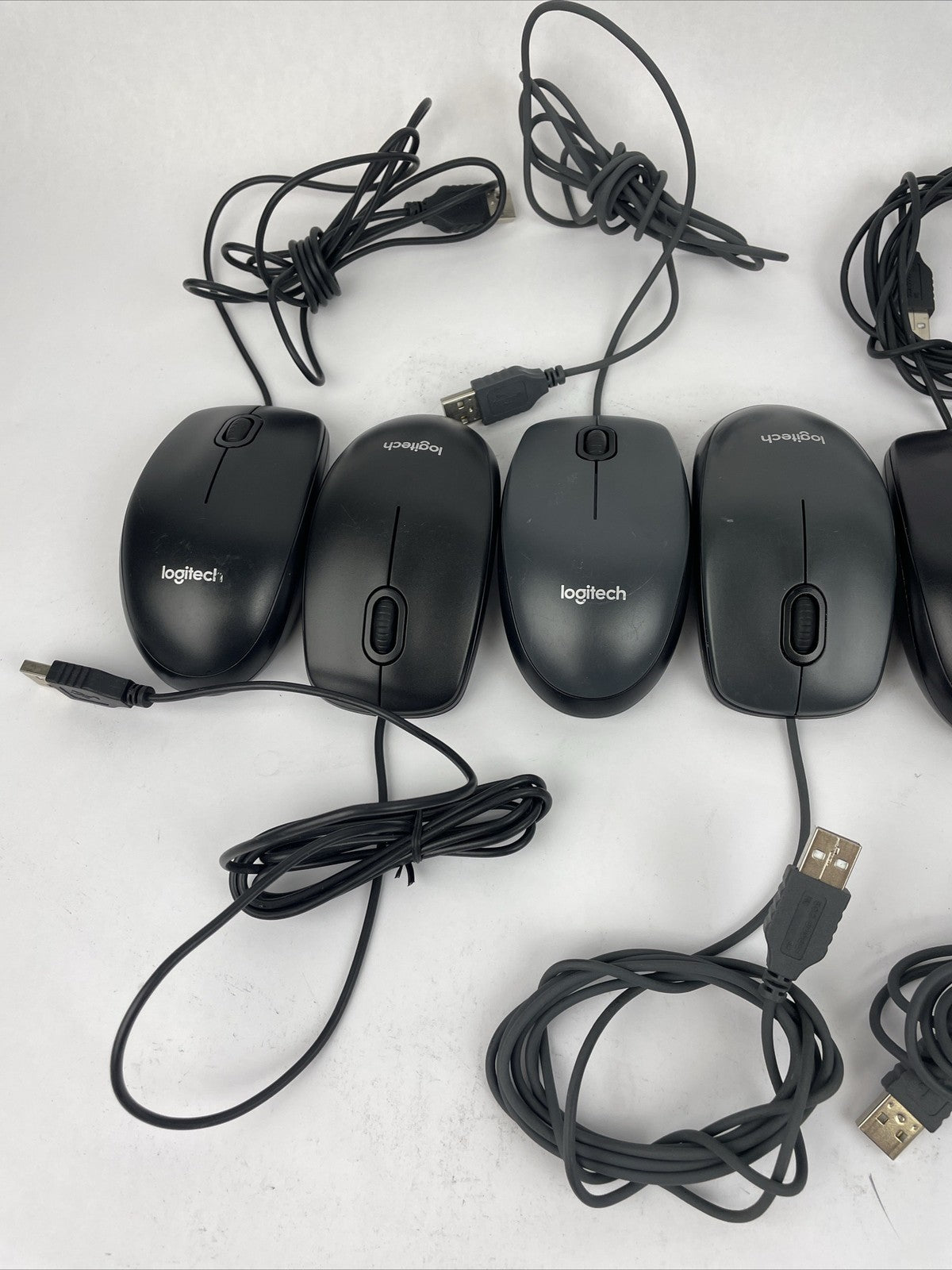 Lot of 11 Logitech Optical Corded Mouse USB 3 Button Computers B100 M100 Assorte