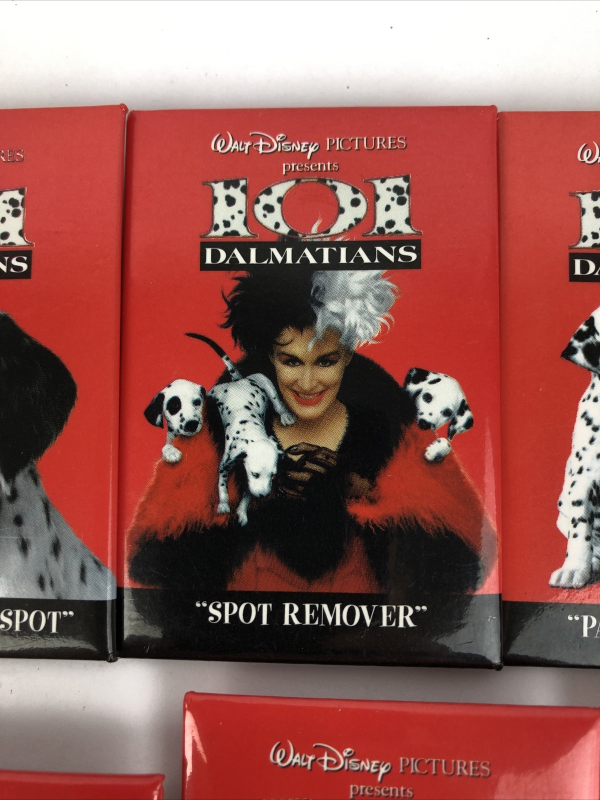 101 DALMATIONS 6 x Promotional Movie Button Set - GLENN CLOSE DISNEY 1996