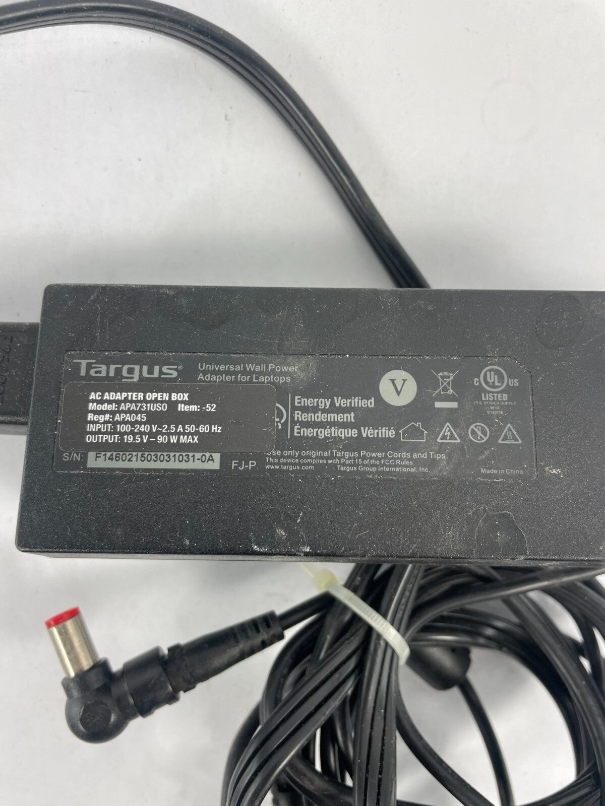 Geniune Targus APA731US0 Output 19.5 V 90 W  Power Supply Adapter B01