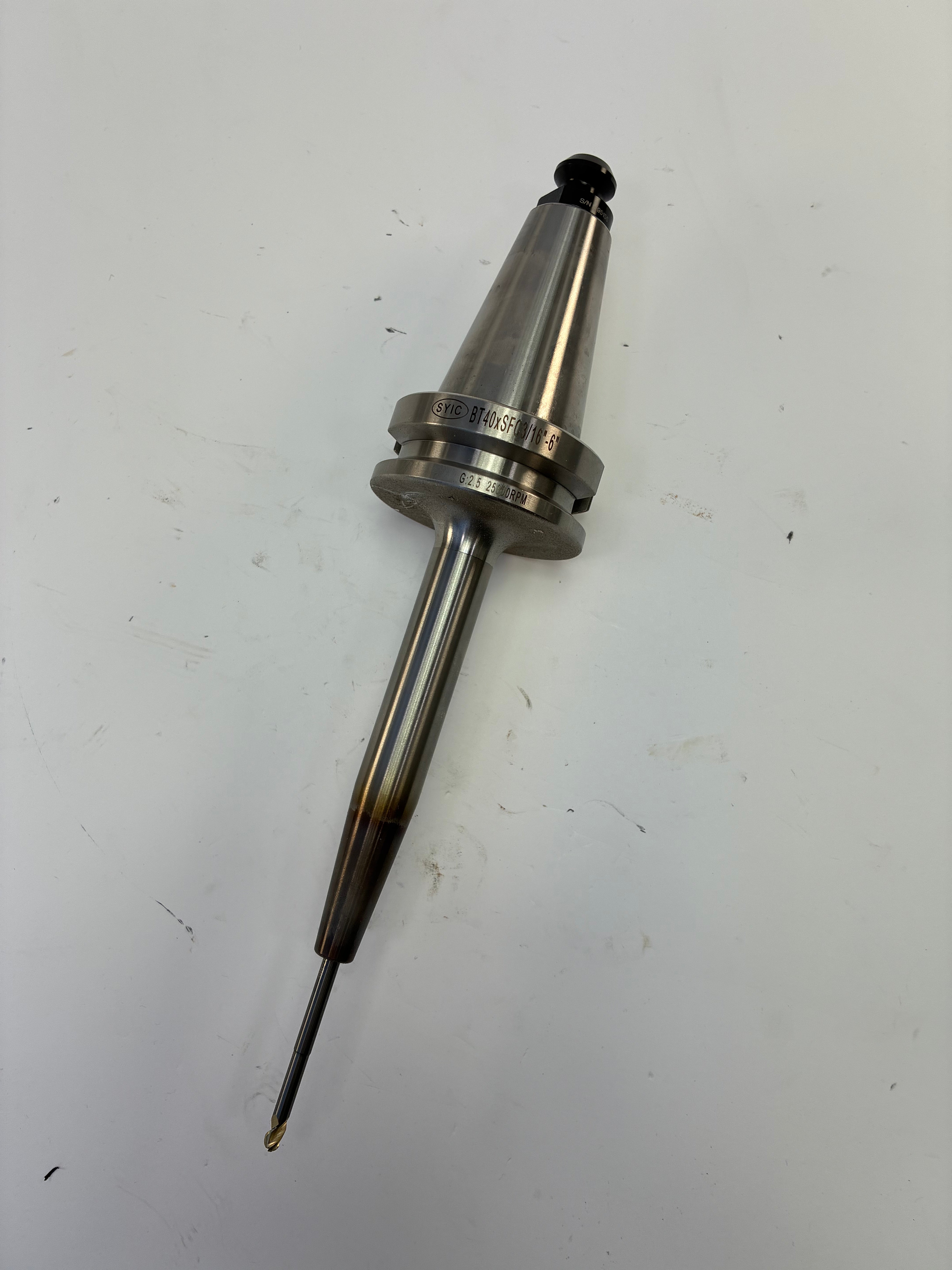 Techniks SYIC 19020-6 BT40 3/16” × 6” Extended Shrink-Fit Holder with Cutter