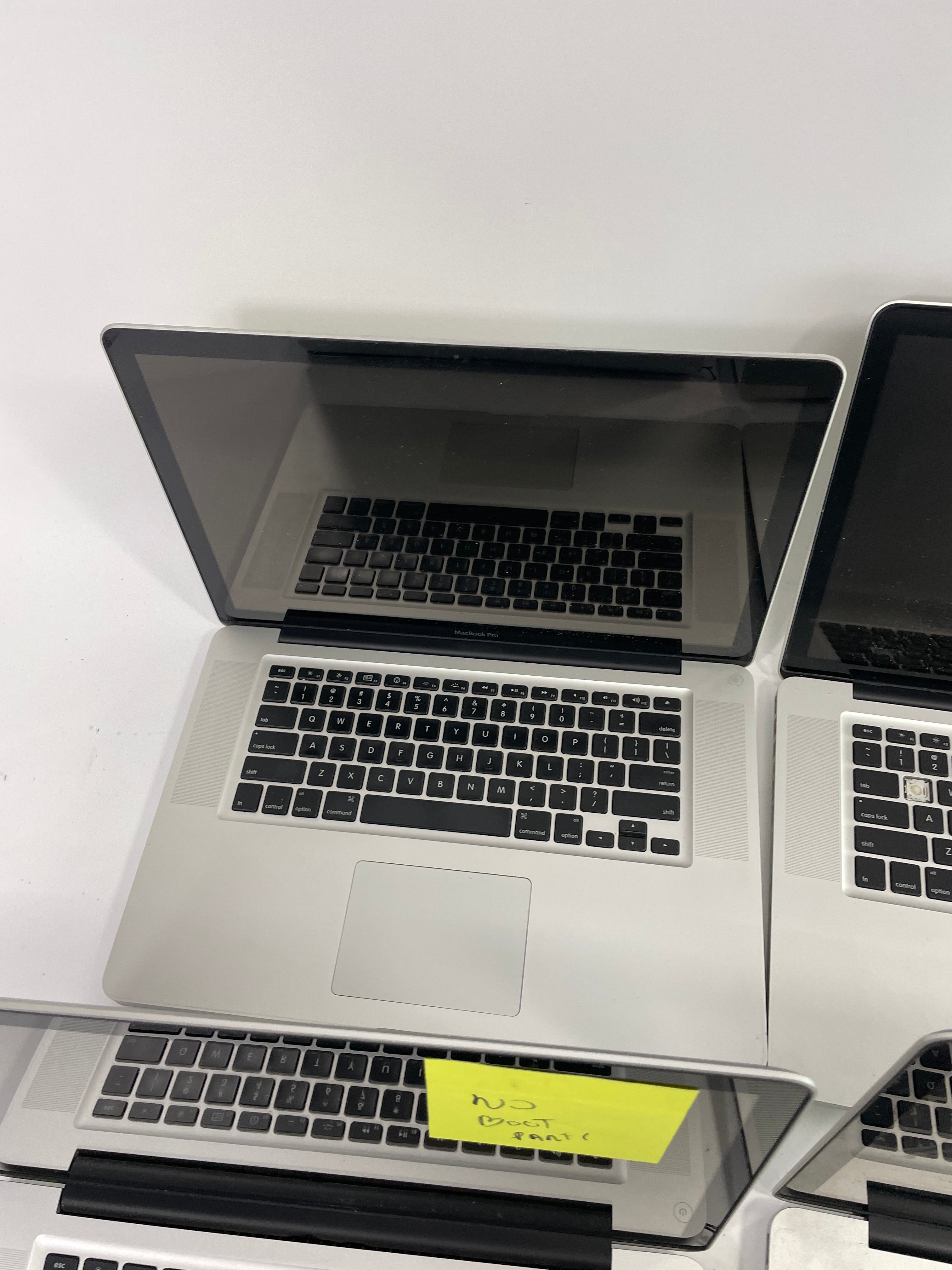 Lot of 4 Apple MacBook Pro A1286 15" Laptops For Parts Repair Not Working