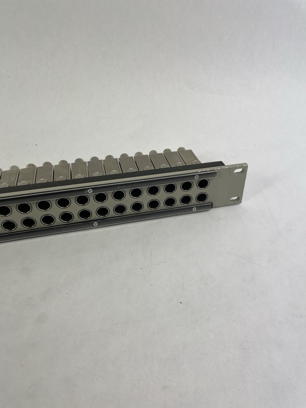 Bittree B52S 2WTHD/S 2x26 1RU Video Patchbay WECO