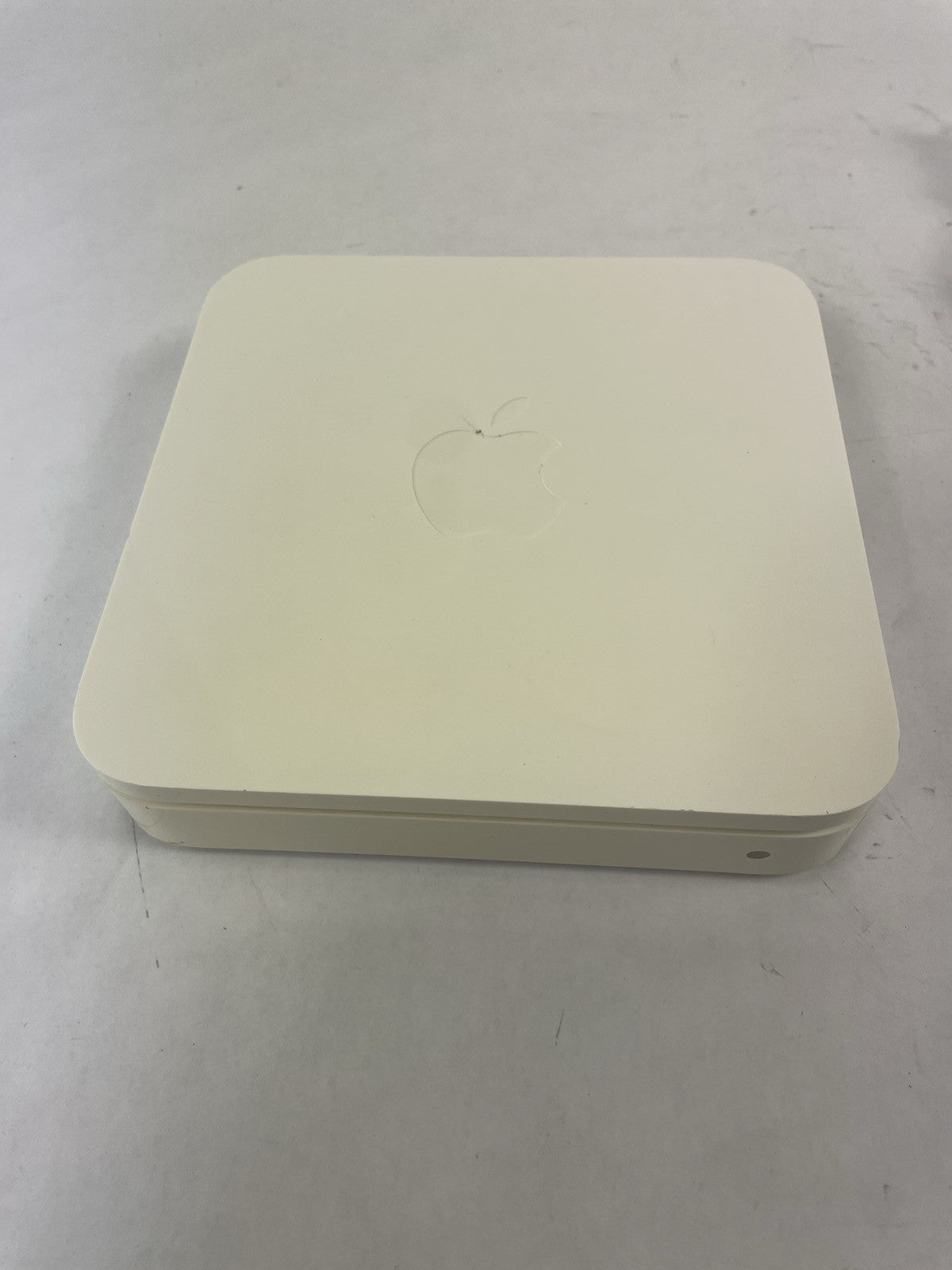 Apple Wireless A1143 AirPort Express Wi-Fi Router