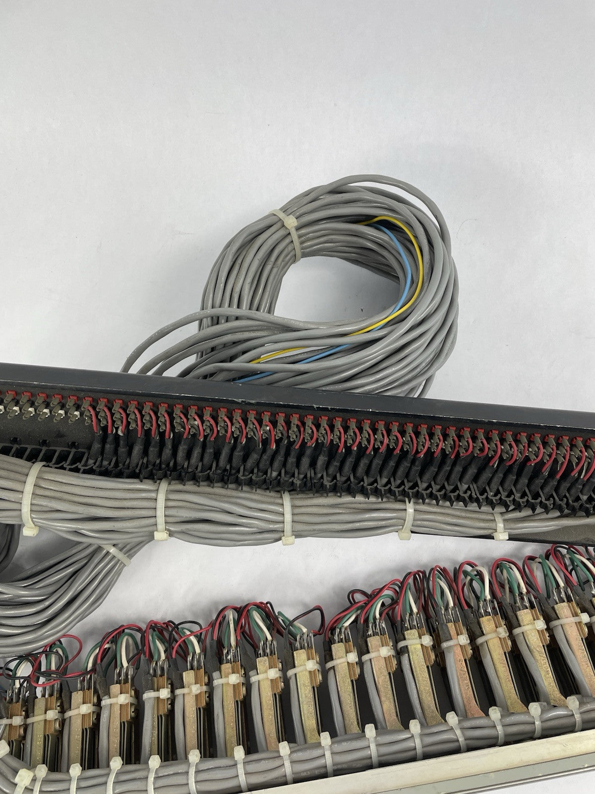 Trompeter 40 patchbay connected  to ADC UP-3MKII  PPC RACKMOUNT Patchy PB9