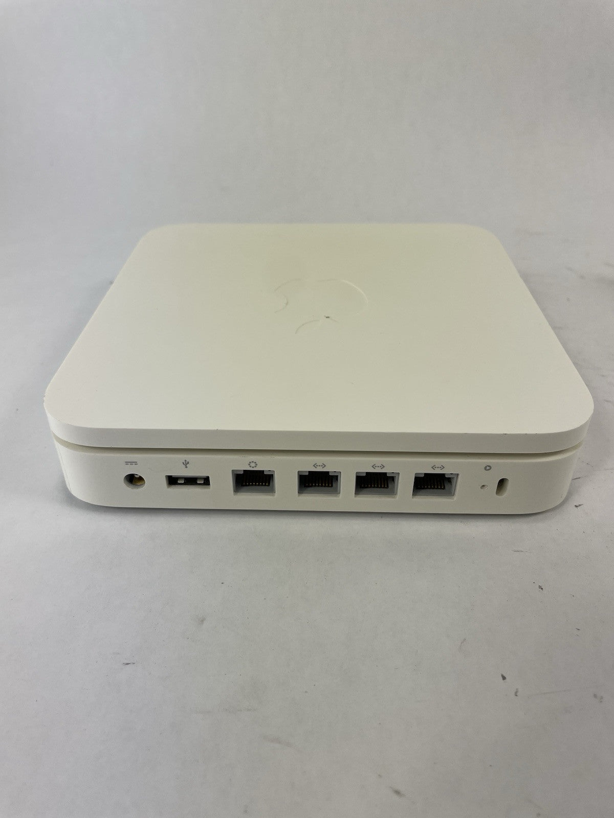 Apple Wireless A1143 AirPort Express Wi-Fi Router