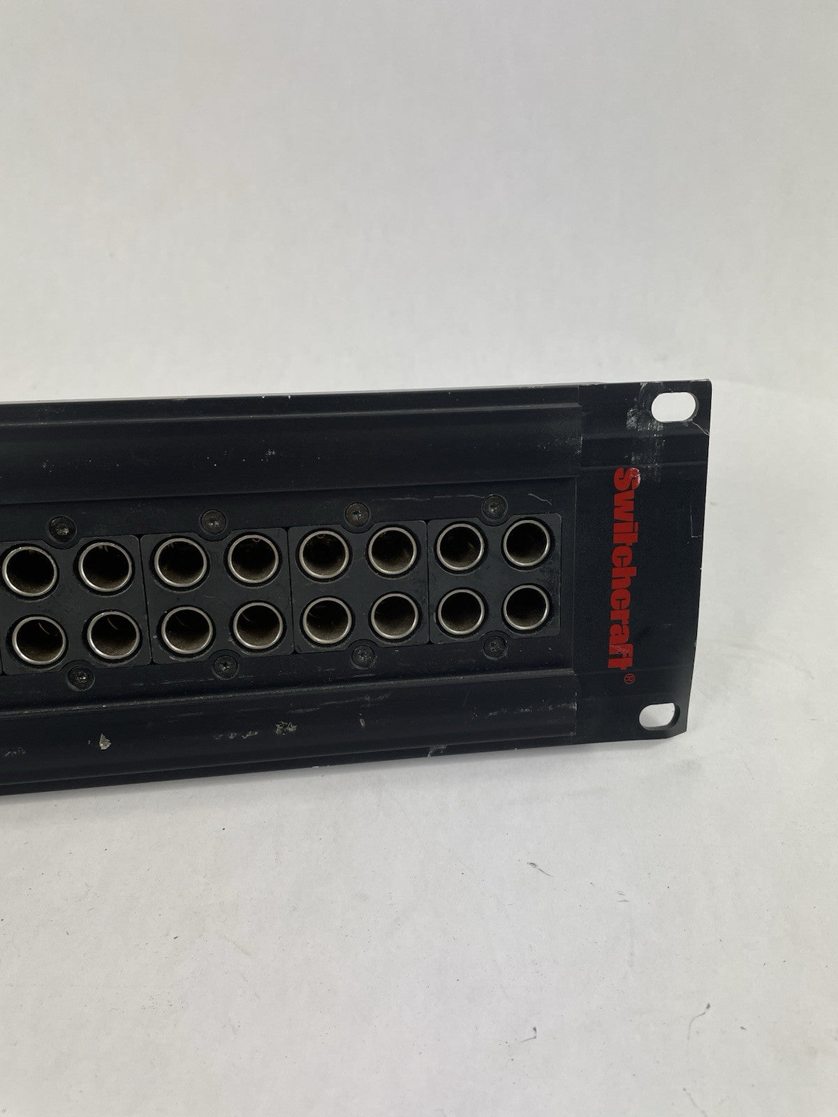Switchcraft VJHDNT 2x26 HD Video Patchbay 2 RU Normalled VJHDNT VPP26K3HD