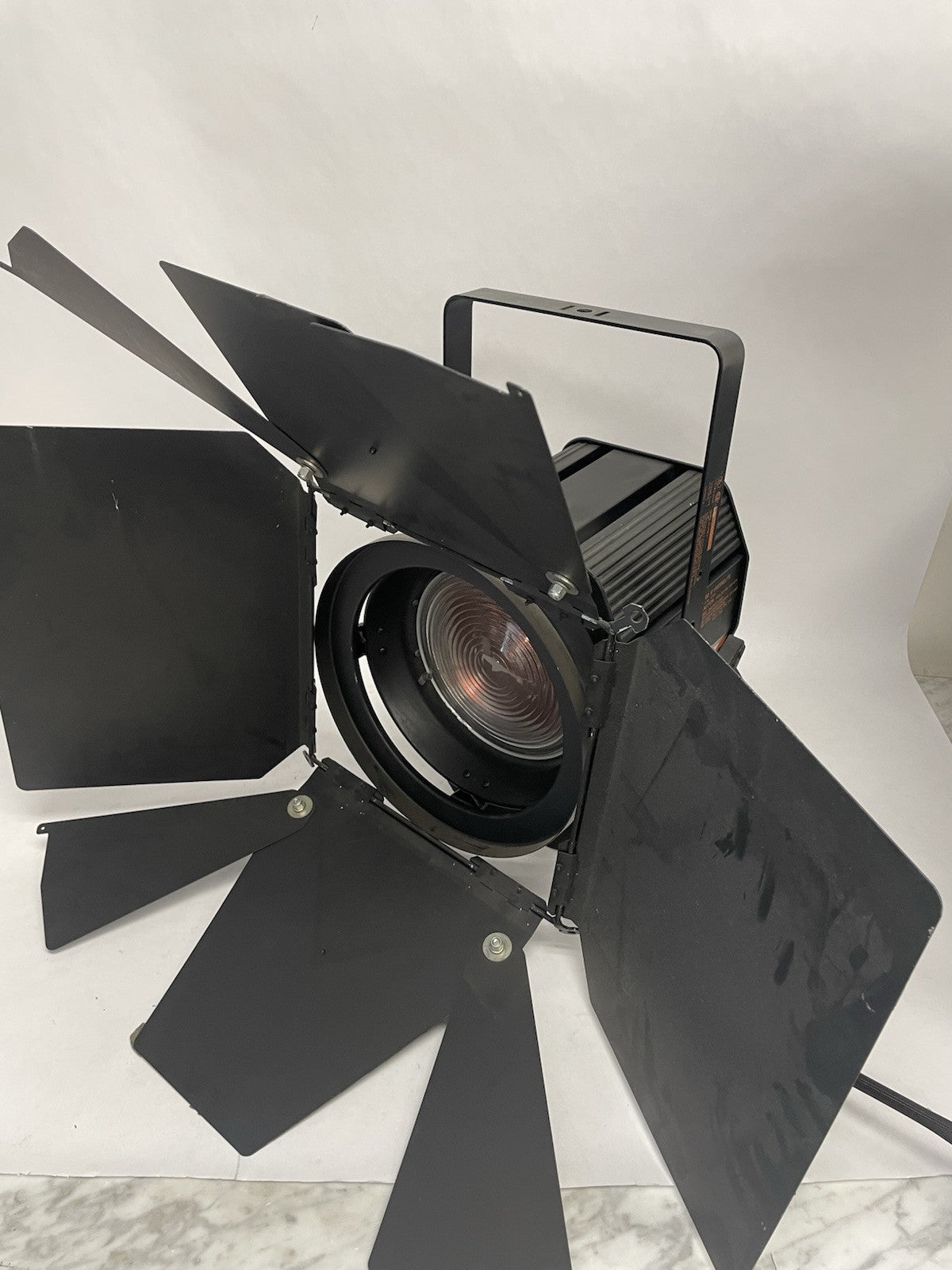 Fresnel Strand Fresnelite 8" 2kw SpotLight  w Barndoors