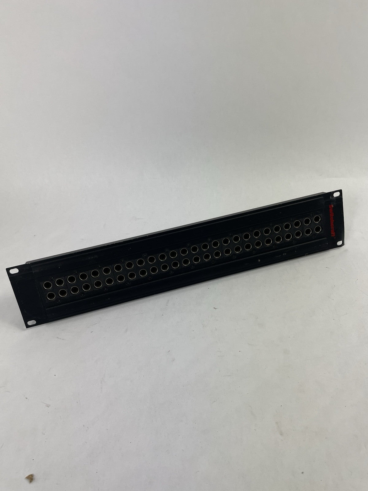 Switchcraft VJHDNT 2x26 HD Video Patchbay 2 RU Normalled VJHDNT VPP26K3HD
