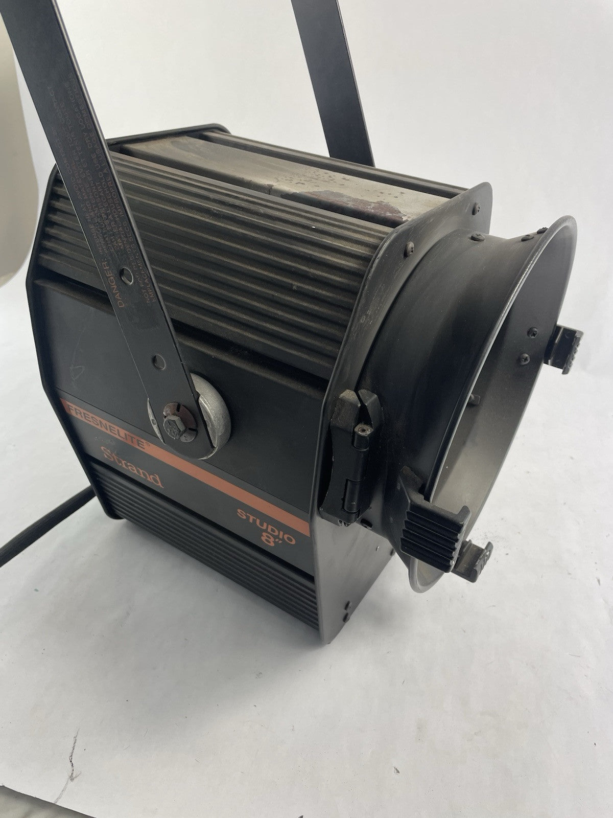 Fresnel Strand Fresnelite 8" 2kw SpotLight