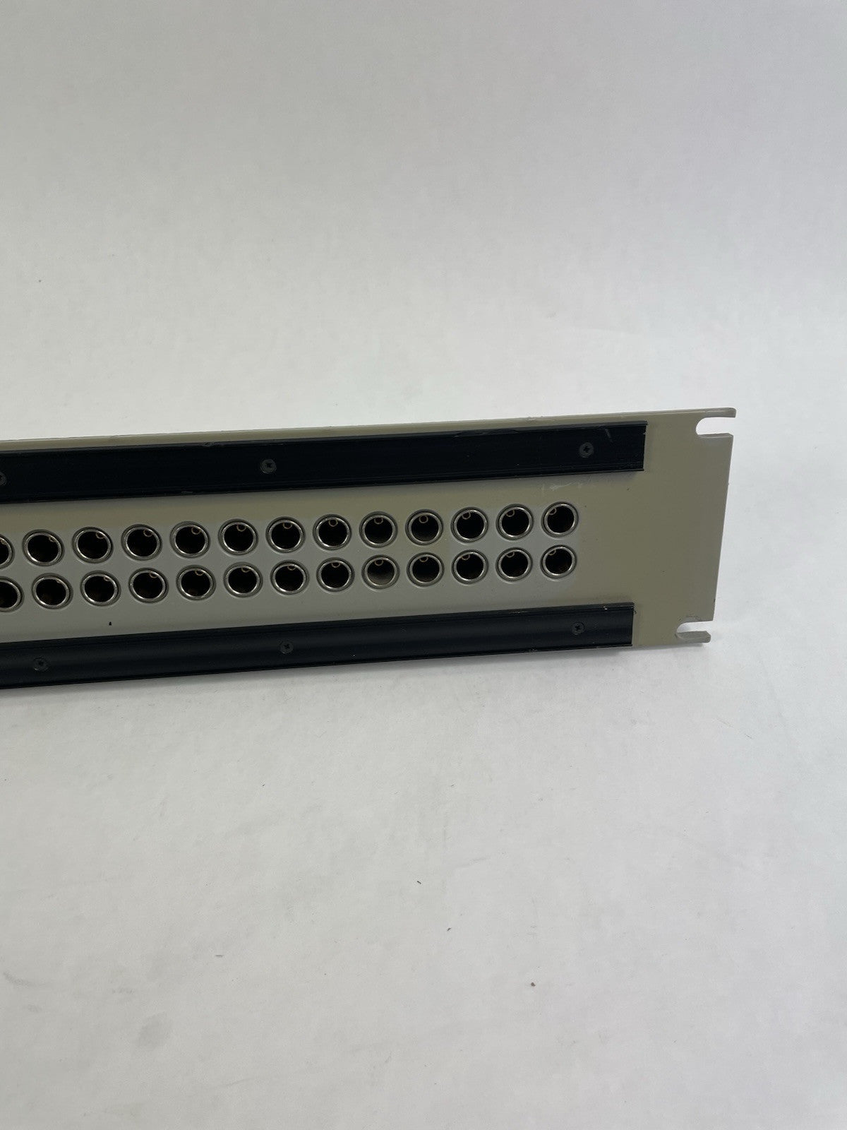 ADC PPI 2224 RS-N HD Video Patch Panel  Patchbay 2x24 ADC CJ2011