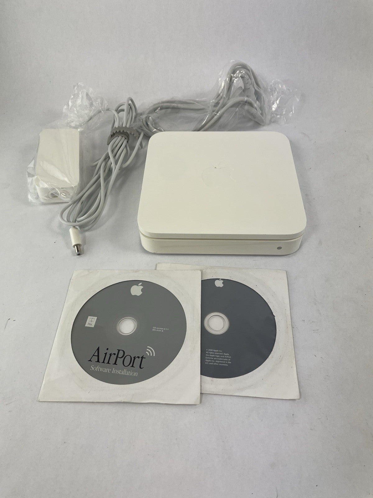 Apple Wireless A1143 AirPort Express Wi-Fi Router