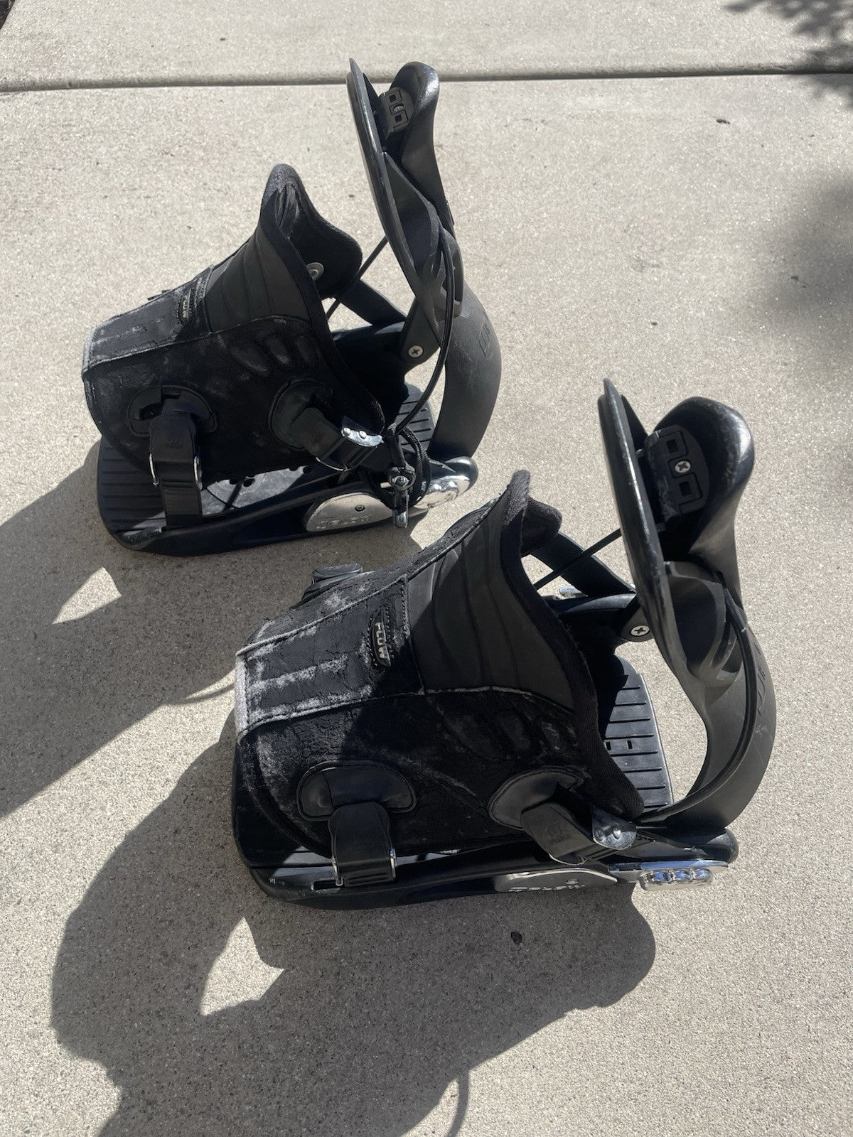 Flow AMP 9 slide-in snowboard bindings US size large black
